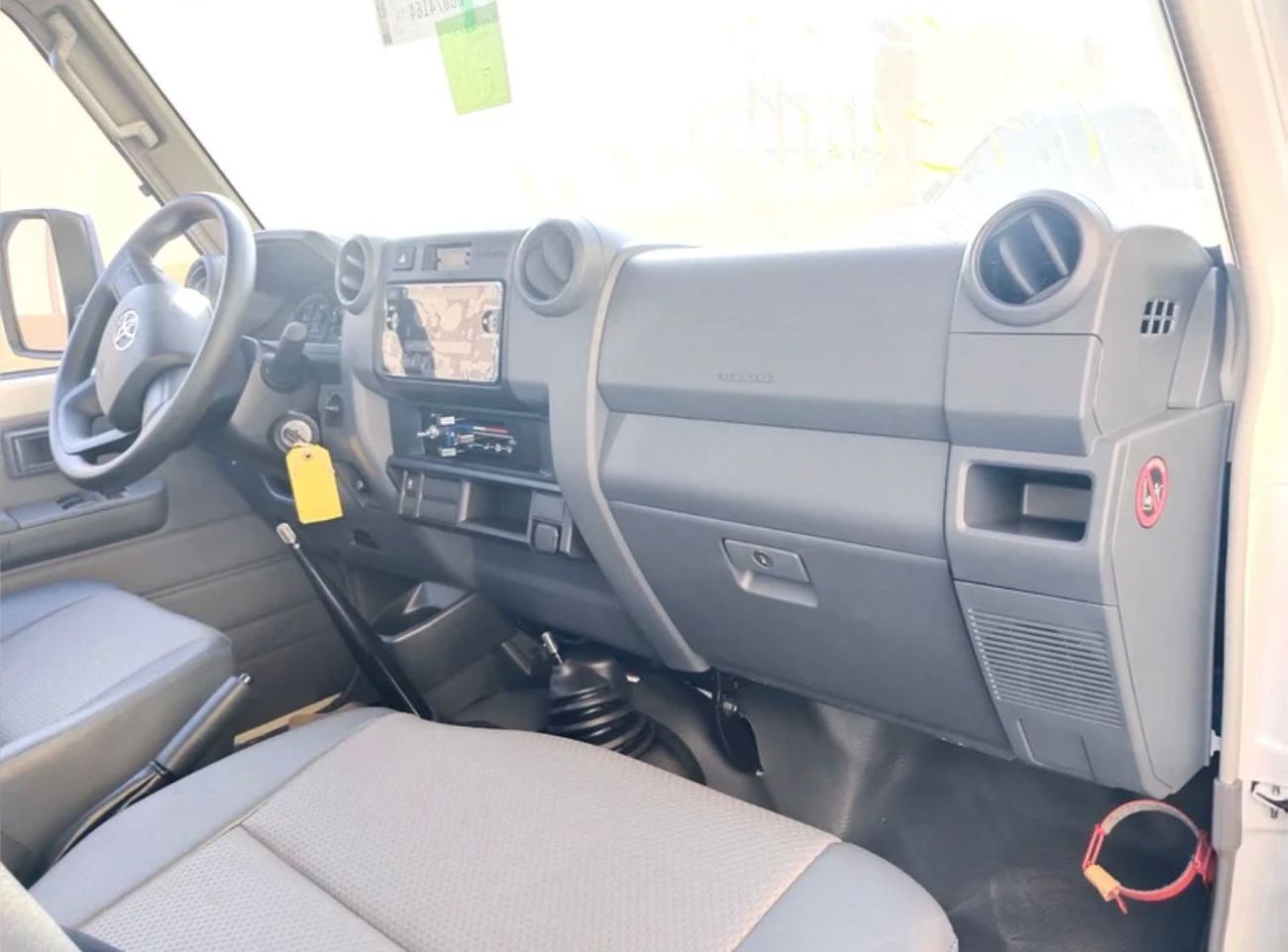 تويوتا لاند كروزر بيك آب SC 4.0L LAND CRUISER LC79 SC 4.2L DIESEL 2025