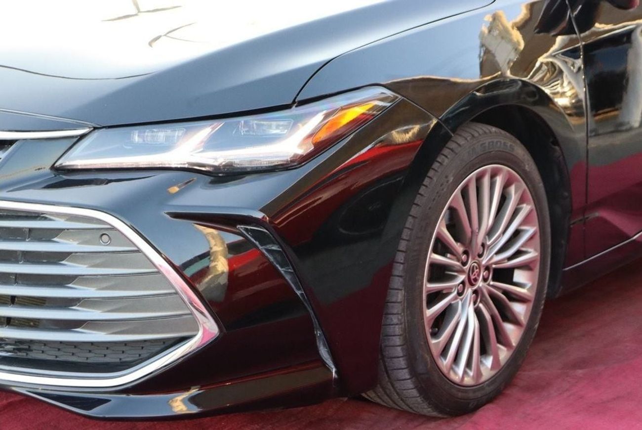 Toyota Avalon Limited 3.5L Toyota Avalon V6 / GCC / First Owner / Full / Under Warranty