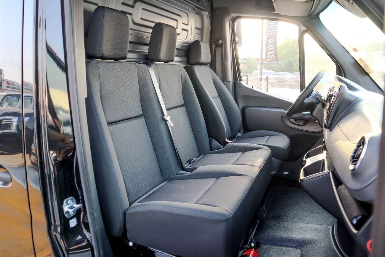 Mercedes-Benz Sprinter Mercedes-Benz Sprinter 519 CDI – 2025 Model