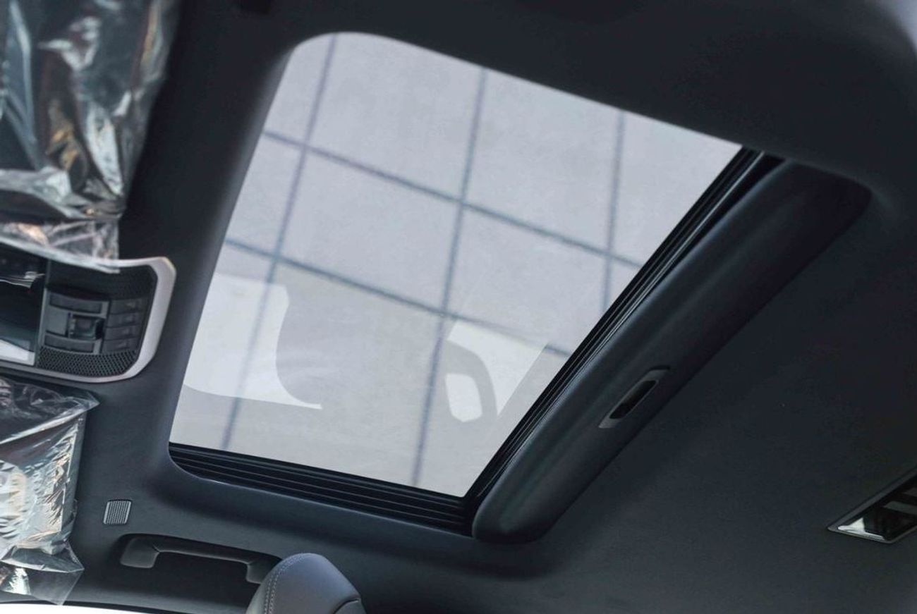 Toyota Land Cruiser 2024 TOYOTA LAND CRUISER VXR 3.3 - PRECIOUS WHITE PEARL inside RED | Export Only