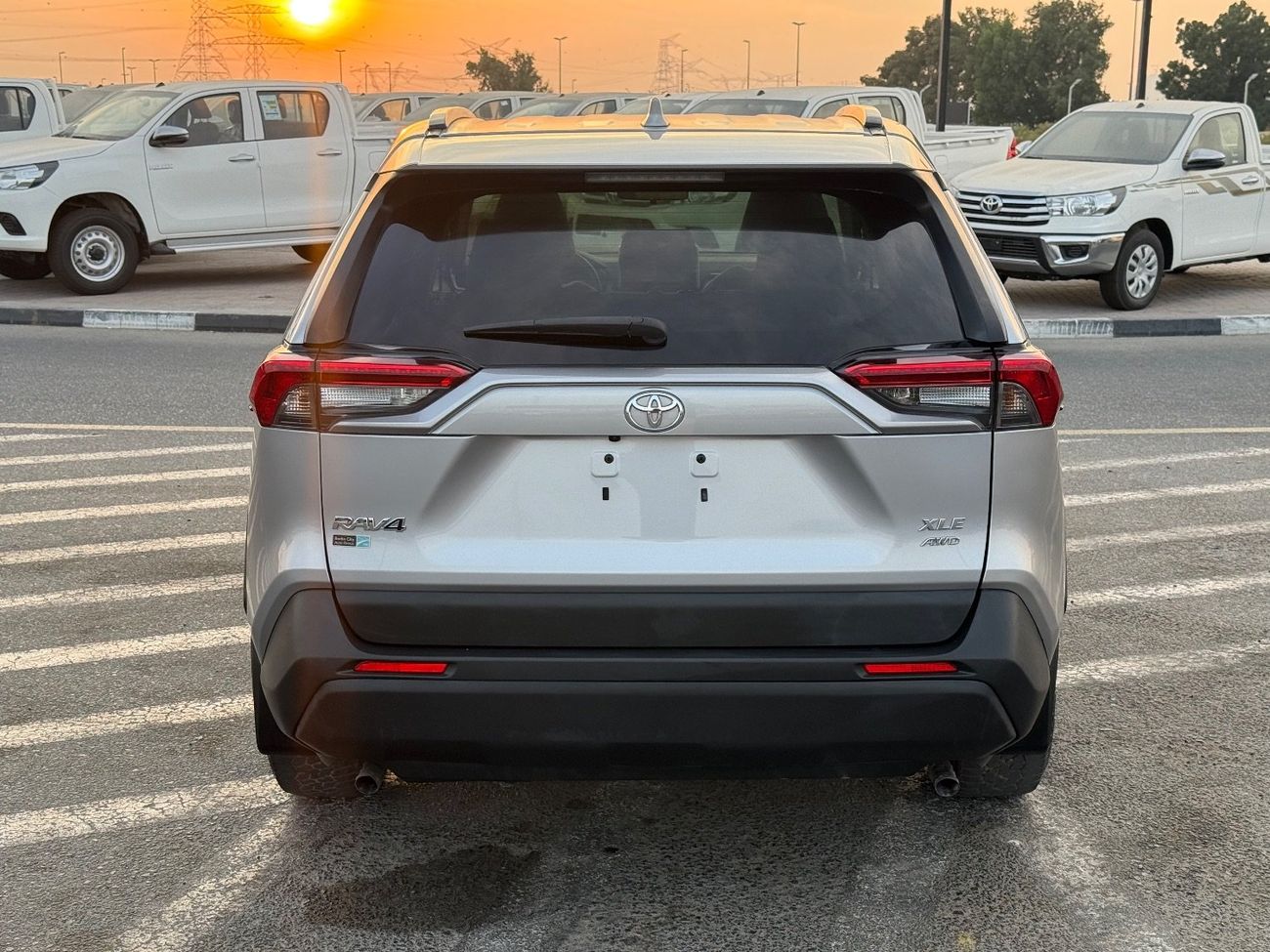 Toyota RAV4 2020 TOYOTA RAV4 XLE 4x4 FULL OPTIONS IMPORTED FROM USA