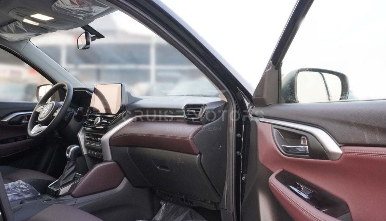 تويوتا أوربان كروزر Urban Cruiser GLX . 1.5 . Automatic . Petrol . SUV/Crossover . Front Wheel Drive . 5 Seats . 5 Doors