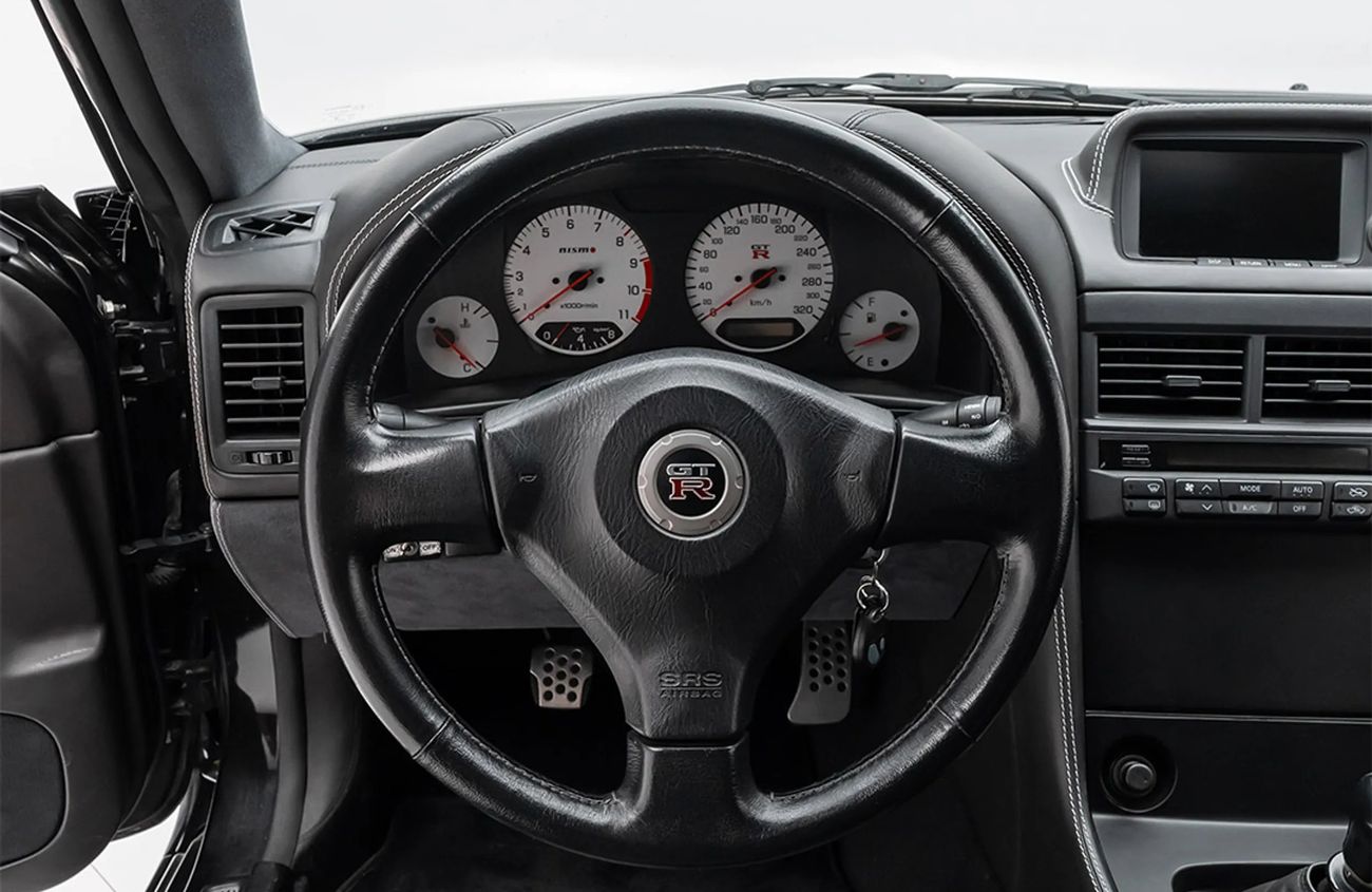 نيسان سكايلاين 2.6L I-6 Turbocharged Engine