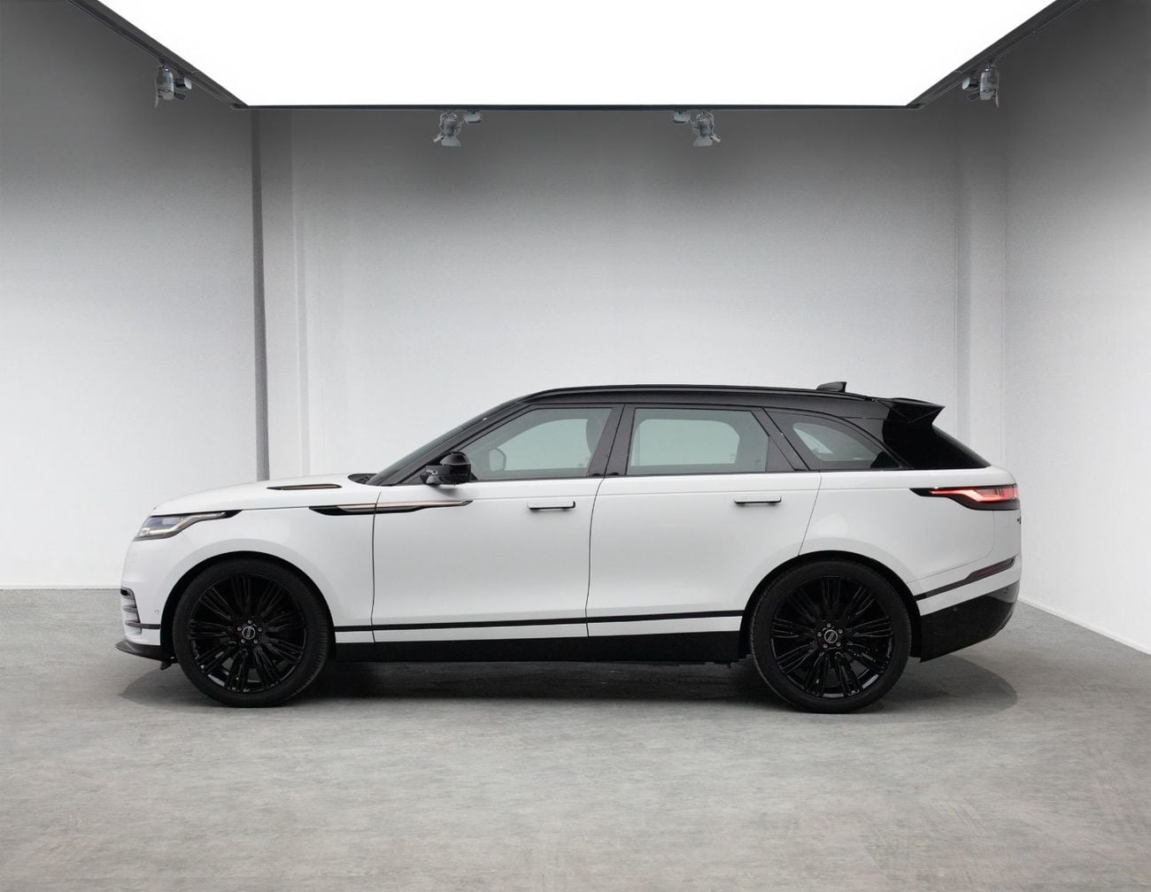 Land Rover Range Rover Velar R-DYNAMIC HSE