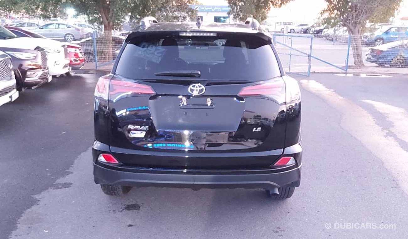 Toyota RAV4 TOYOTA RAV 4 LE  2.5L  2018    20000KM CANADIAN