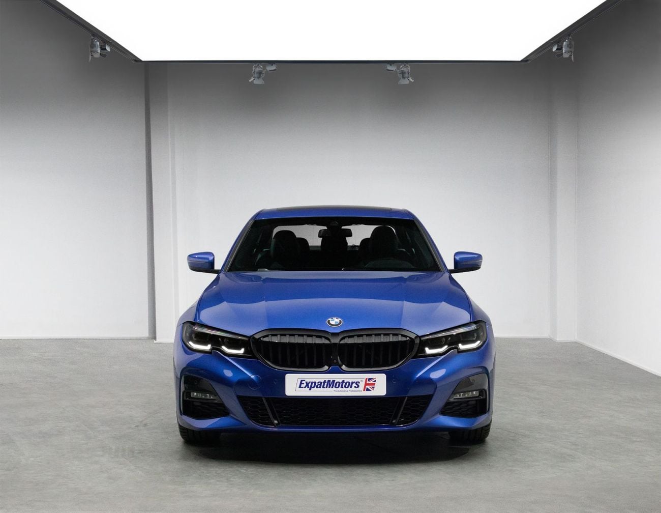 بي أم دبليو 330i M SPORT