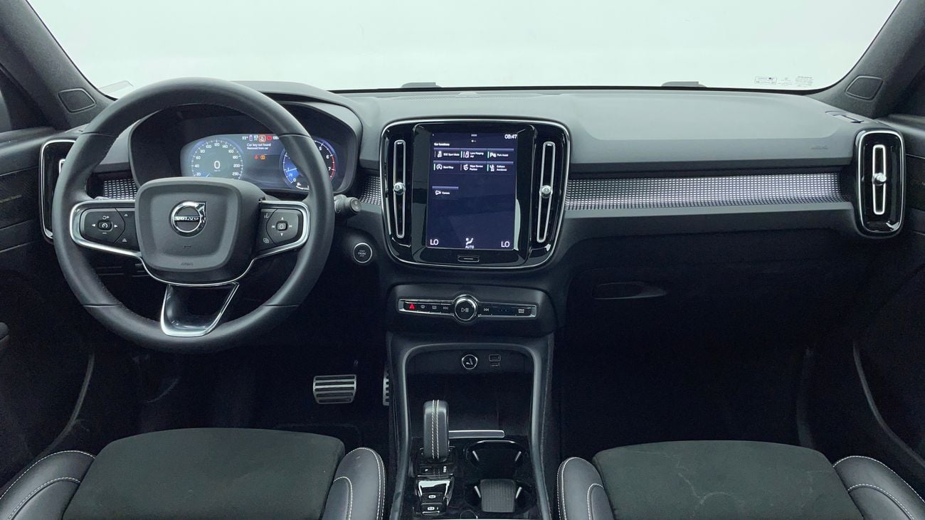 فولفو XC 40 T4 R DESIGN 2 | بدون دفعة مقدمة | اختبار قيادة مجاني للمنزل