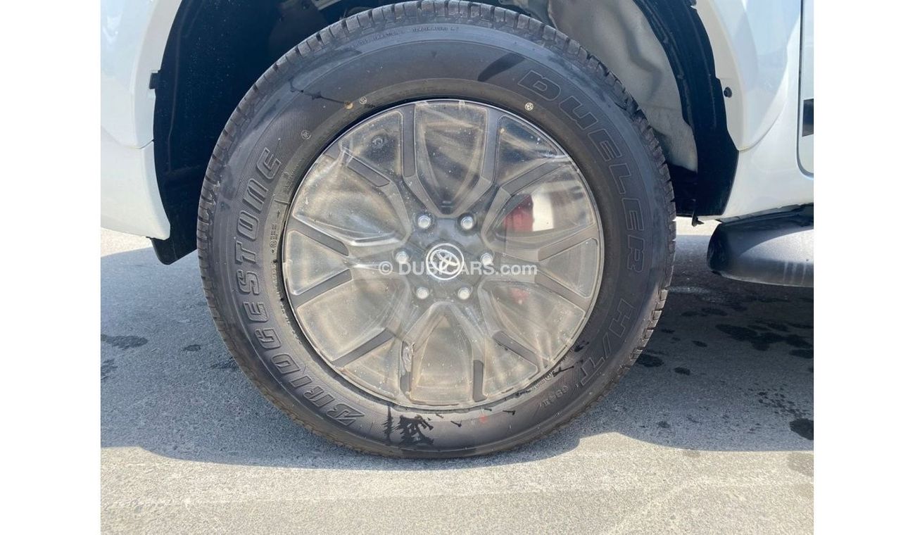 Toyota Hilux TOYOTA HILUX 2.8 GRS WHITE 2023 * EXPORT ONLY *