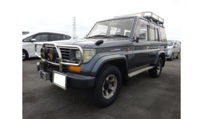 Toyota Land Cruiser KZJ78W