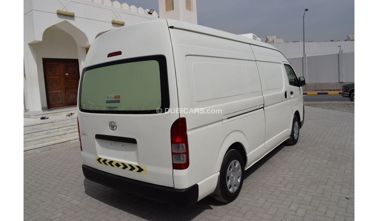 Toyota Hiace GLS - High Roof LWB Toyota Hiace Highroof chiller van, model:2013.Excellent condition