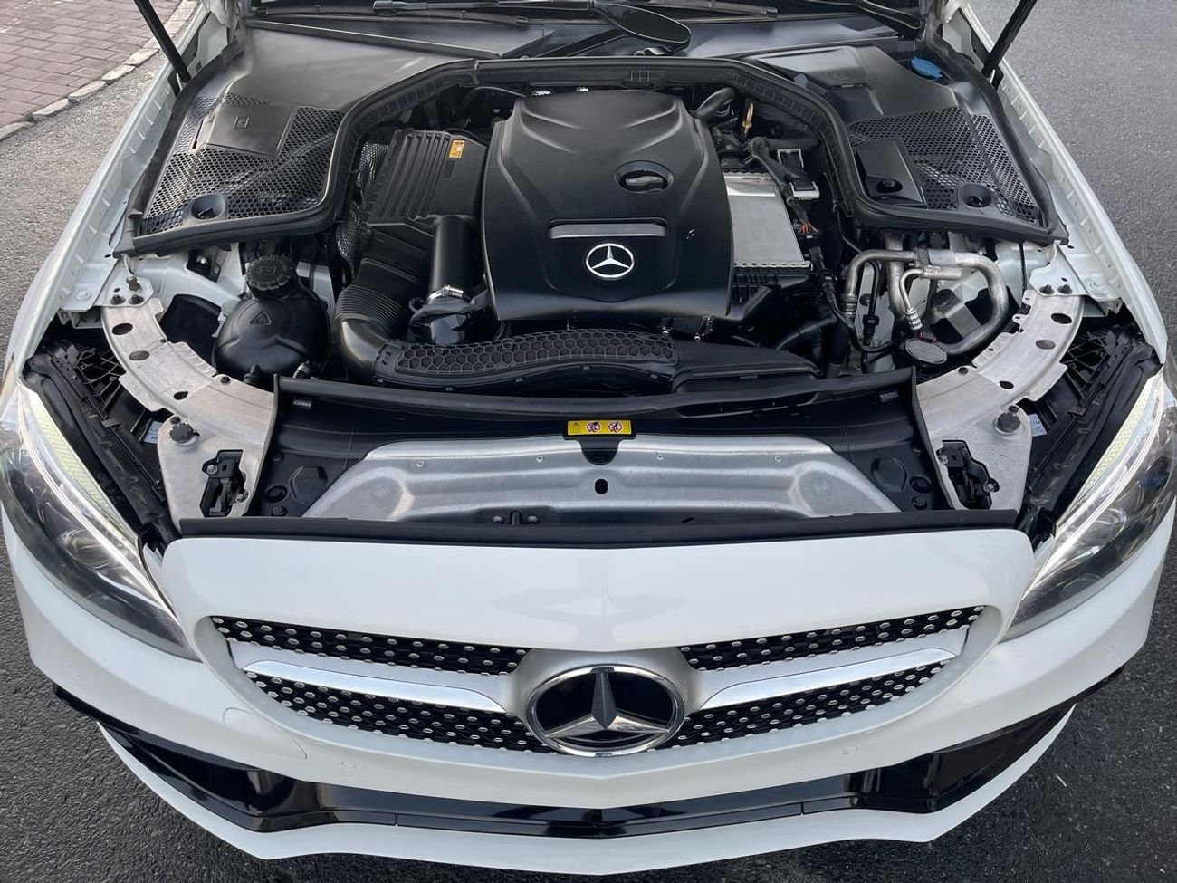 Mercedes-Benz C 300 AMG Pack Mercedes C300 Coupe KIT 63 _American_2017_Excellent Condition _Full option