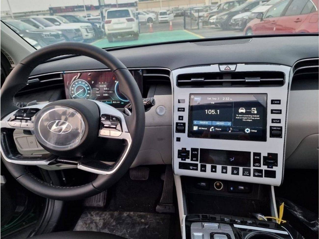 هيونداي توسون HYUNDAI TUCSON 1.6L FULL OPTION LEATHER SEATS, POWER SEATS, PANORAMIC SUNROOF, AUTO TRUNK , REAR CAM