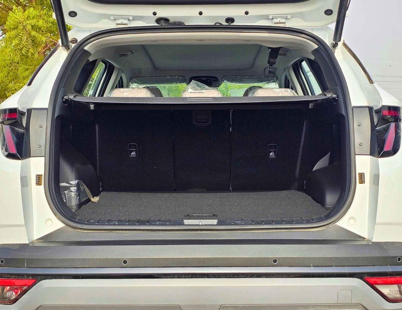 هيونداي توسون 2.0L PETROL V4/FULL OPTION WITH PANORAMIC ROOF/POWER SEATS/DIGITAL METER / CODE#HT2FO