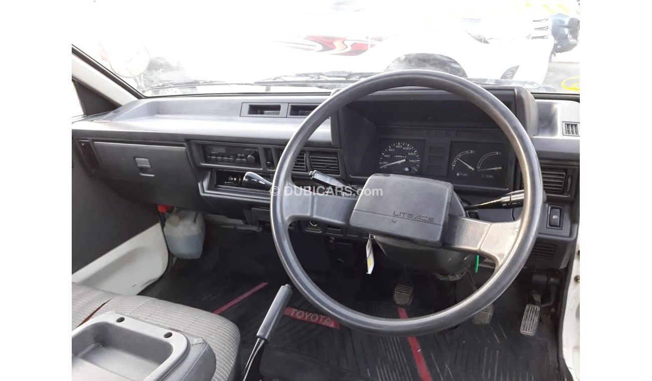 Toyota Lite Ace Liteace Truck RIGHT HAND DRIVE (Stock no PM 322 )