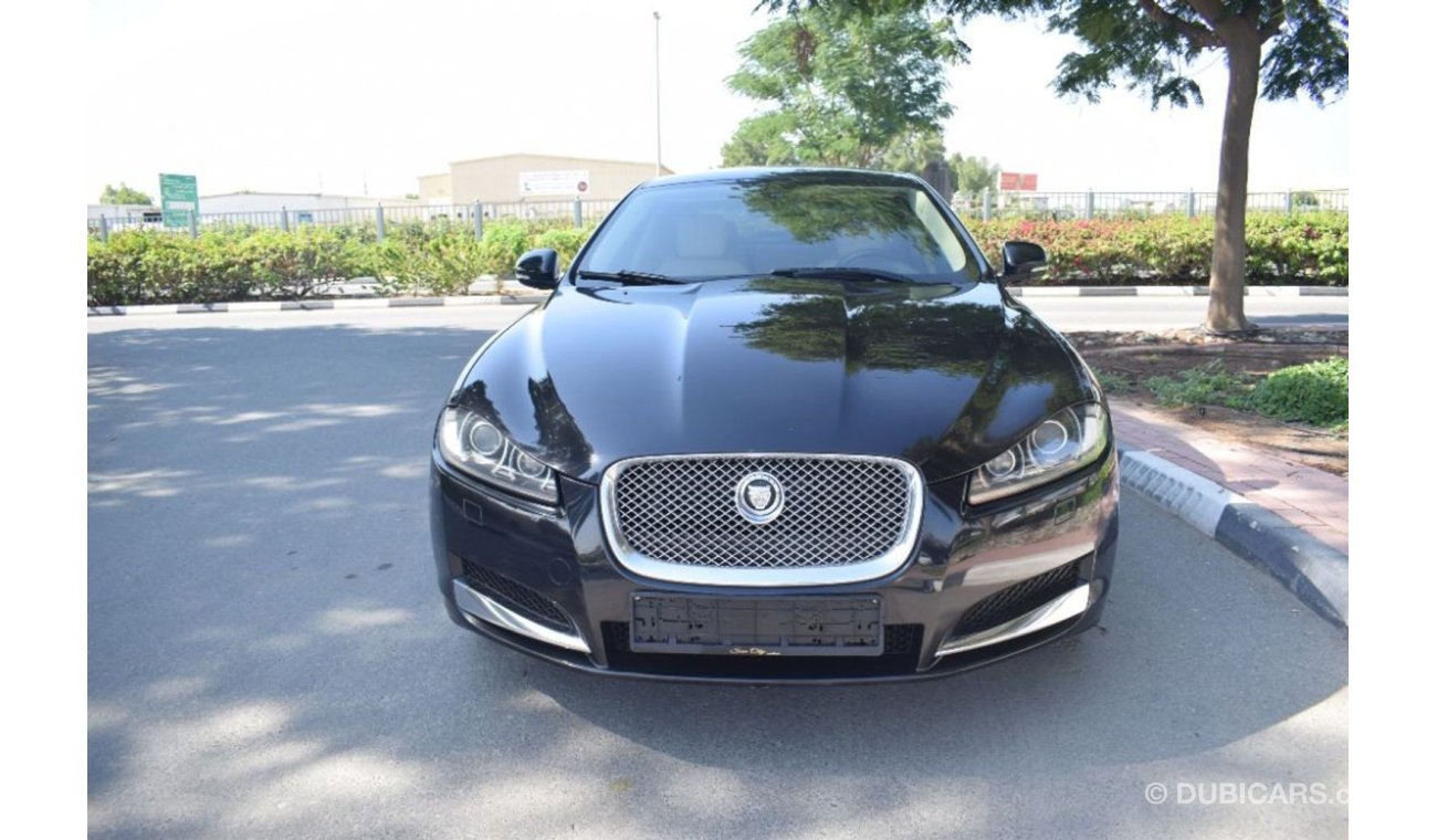 Jaguar XF 2012 - Luxury Edition - GCC Specs - Very Good Condition