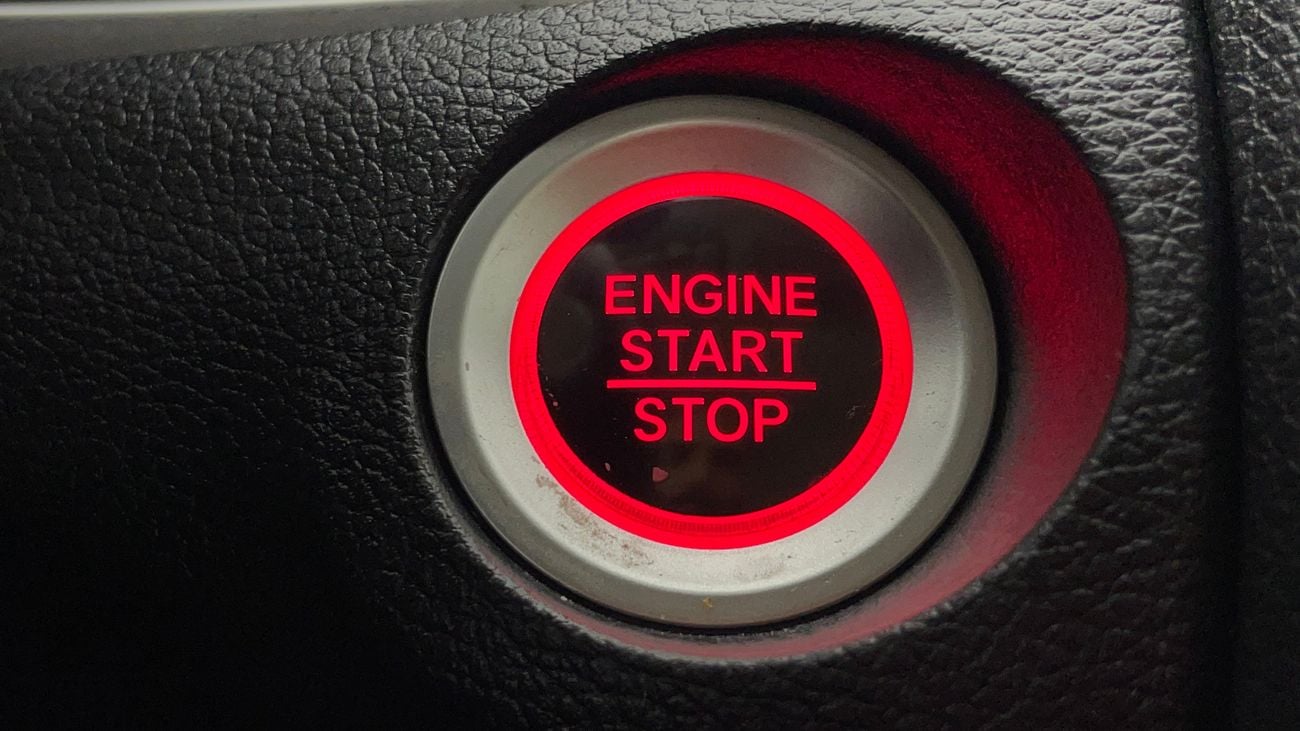 هوندا سيفيك LX SPORT 1.6 | بدون دفعة مقدمة | اختبار القيادة في المنزل