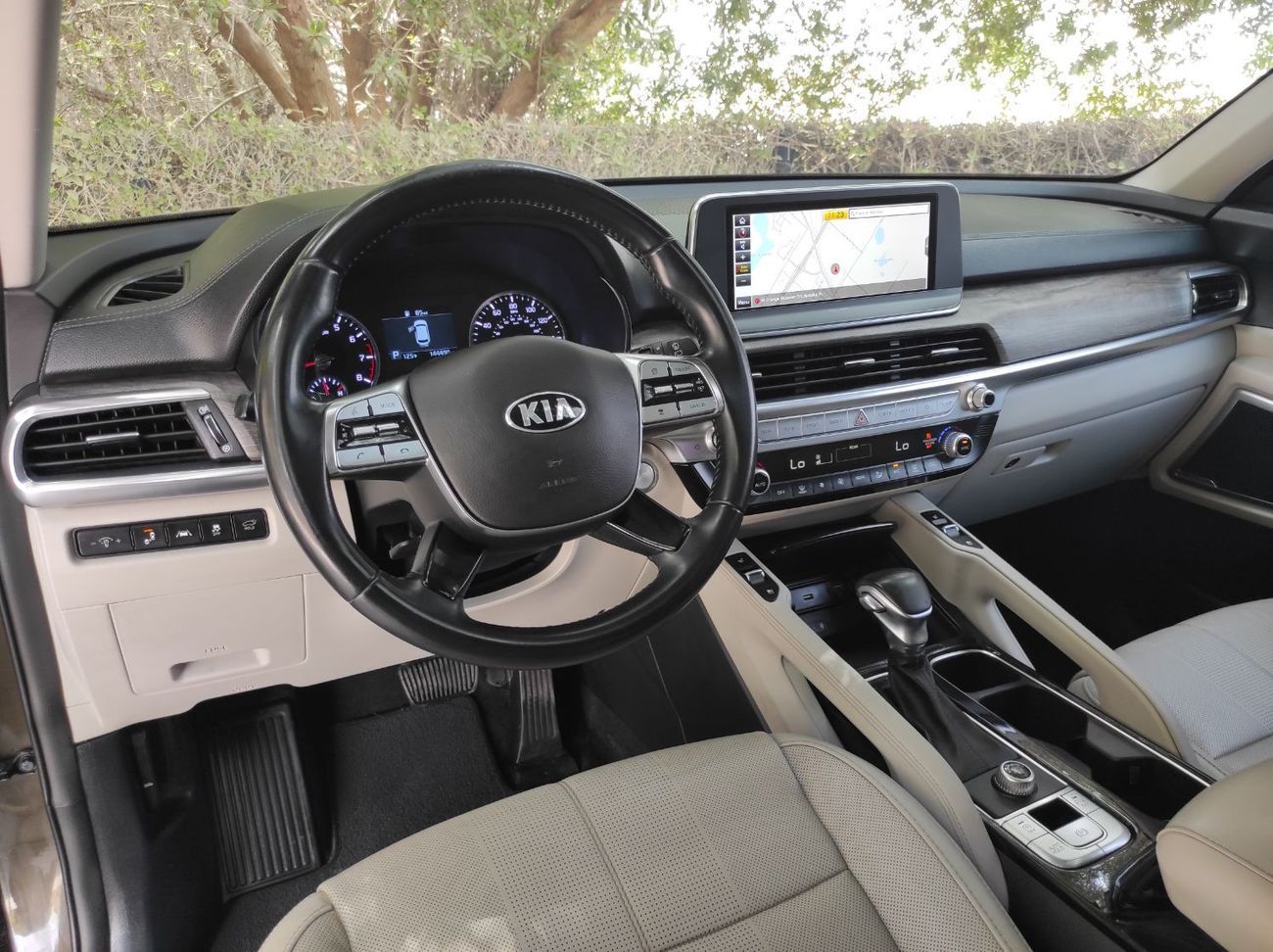 كيا تيلورايد LX 3.8L (291 HP)