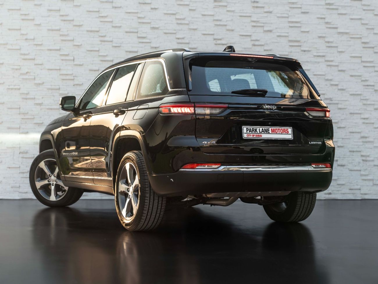 جيب جراند شيروكي L Limited 3.6L