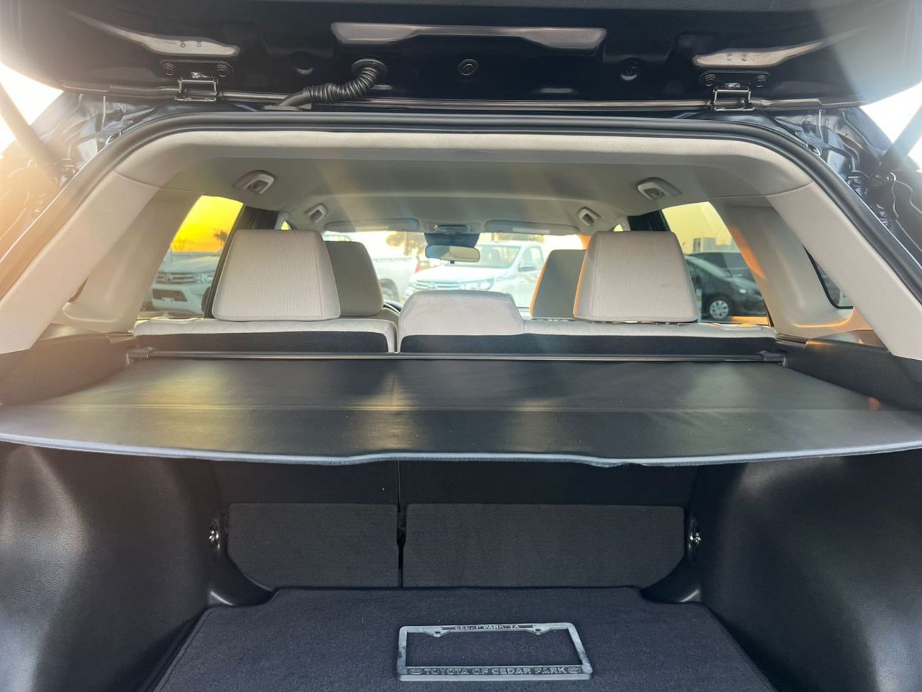 Toyota Corolla Cross 2025 Toyota Corolla Cross L Low Mileage - 2.0L V4 - Rear Camera