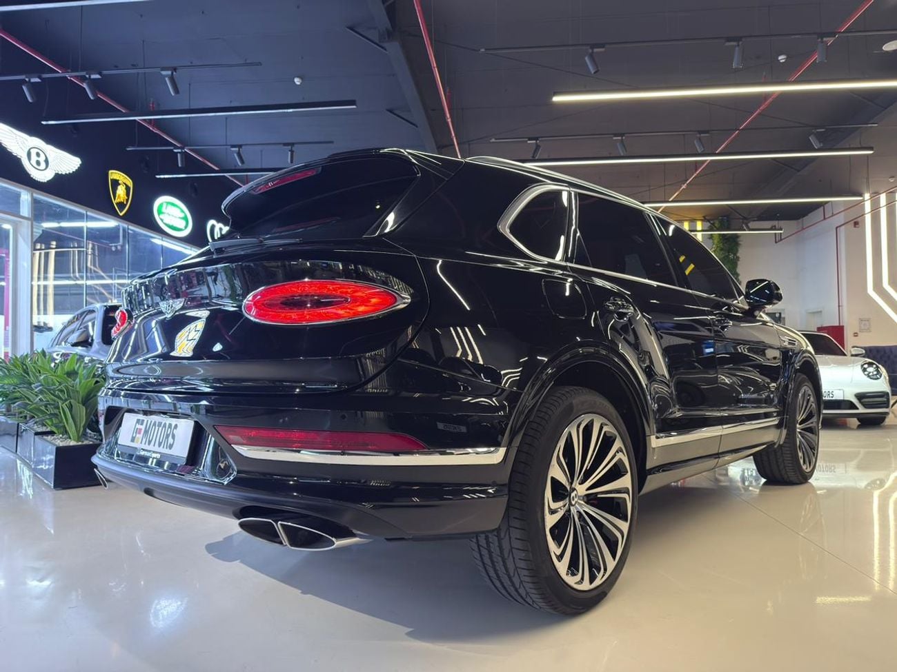 Bentley Bentayga 2023 Bentley Bentayga - Perfect Condition - Warranty available up on request