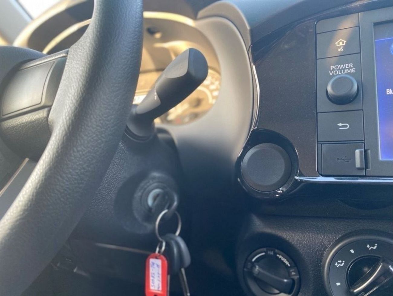 تويوتا هيلوكس 2.4 L | MT 4WD | With FABRIC SEAT | BRAND NEW