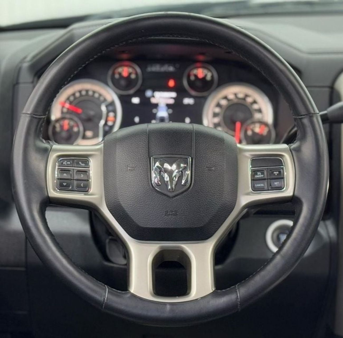 RAM 2500 Laramie 2500 Heady Duty 2015 RAM Laramie 2500 Heavy Duty, Full Service History, Very Low Kms, 6.4L H