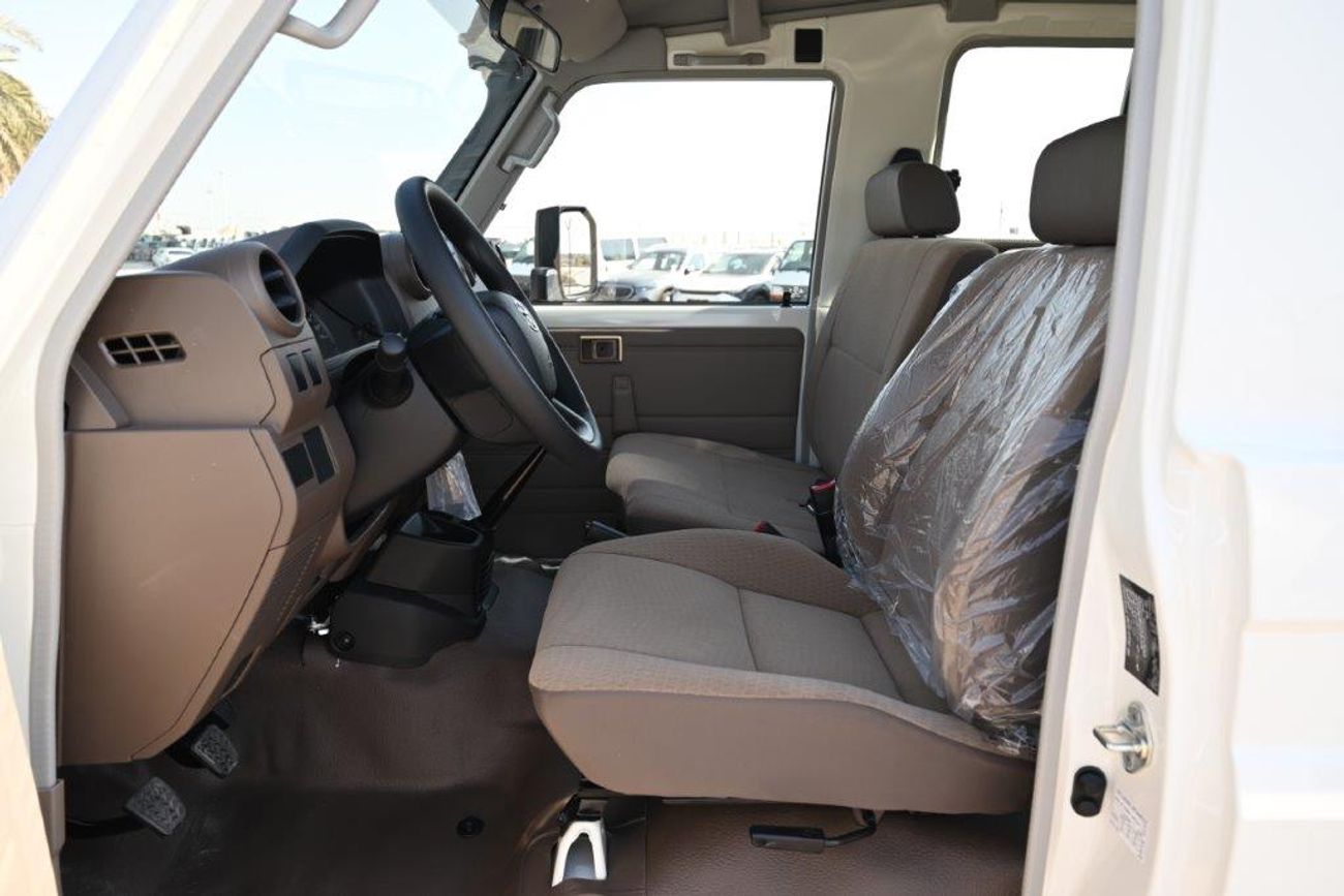 Toyota Land Cruiser 70 78 4.0L Petrol Manual