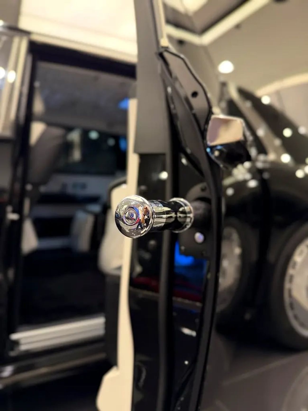 Rolls-Royce Phantom EWB GCC BRAND