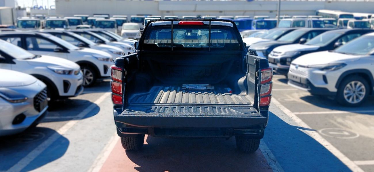 إيسوزو D ماكس 3.0L Crew Cab 4WD LS (A/T)