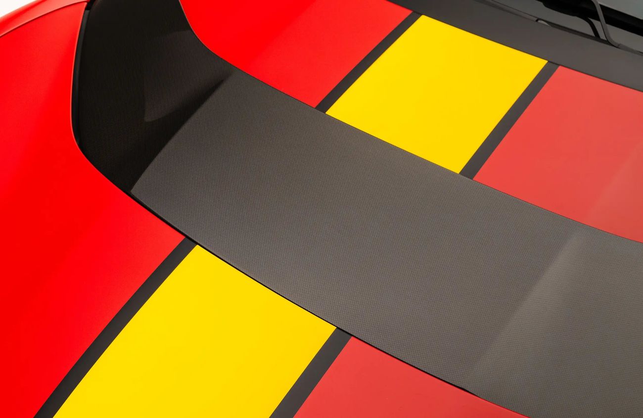 فيراري 812 كومبيتيزون 6.5L V12 Naturally Aspirated Engine