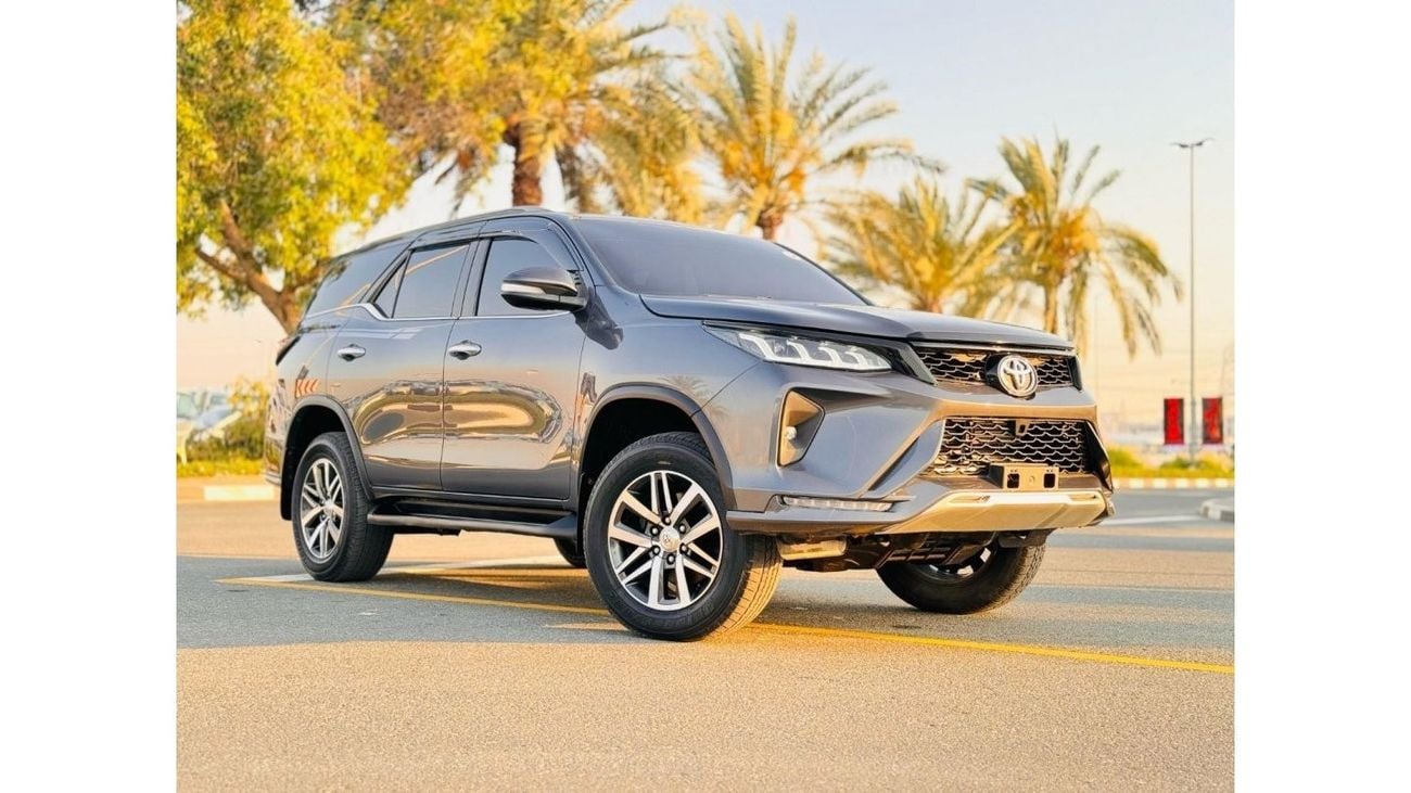 Toyota Fortuner LEGENDER BODY KIT INSTALLED | REAR VIEW CAMERA | ELECRIC SEAT | 2.8L DIESEL | RHD | 2016