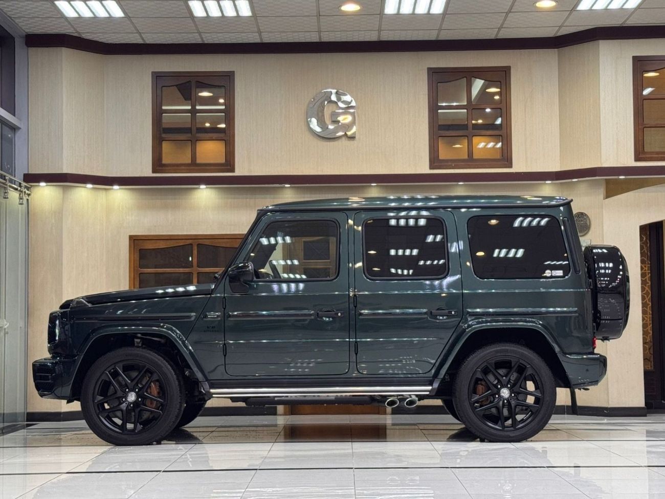 مرسيدس بنز G 63 AMG G63 AMG DOUBLE NIGHT PACKAGE , CARBON FYBER , SPECIAL EDITIO