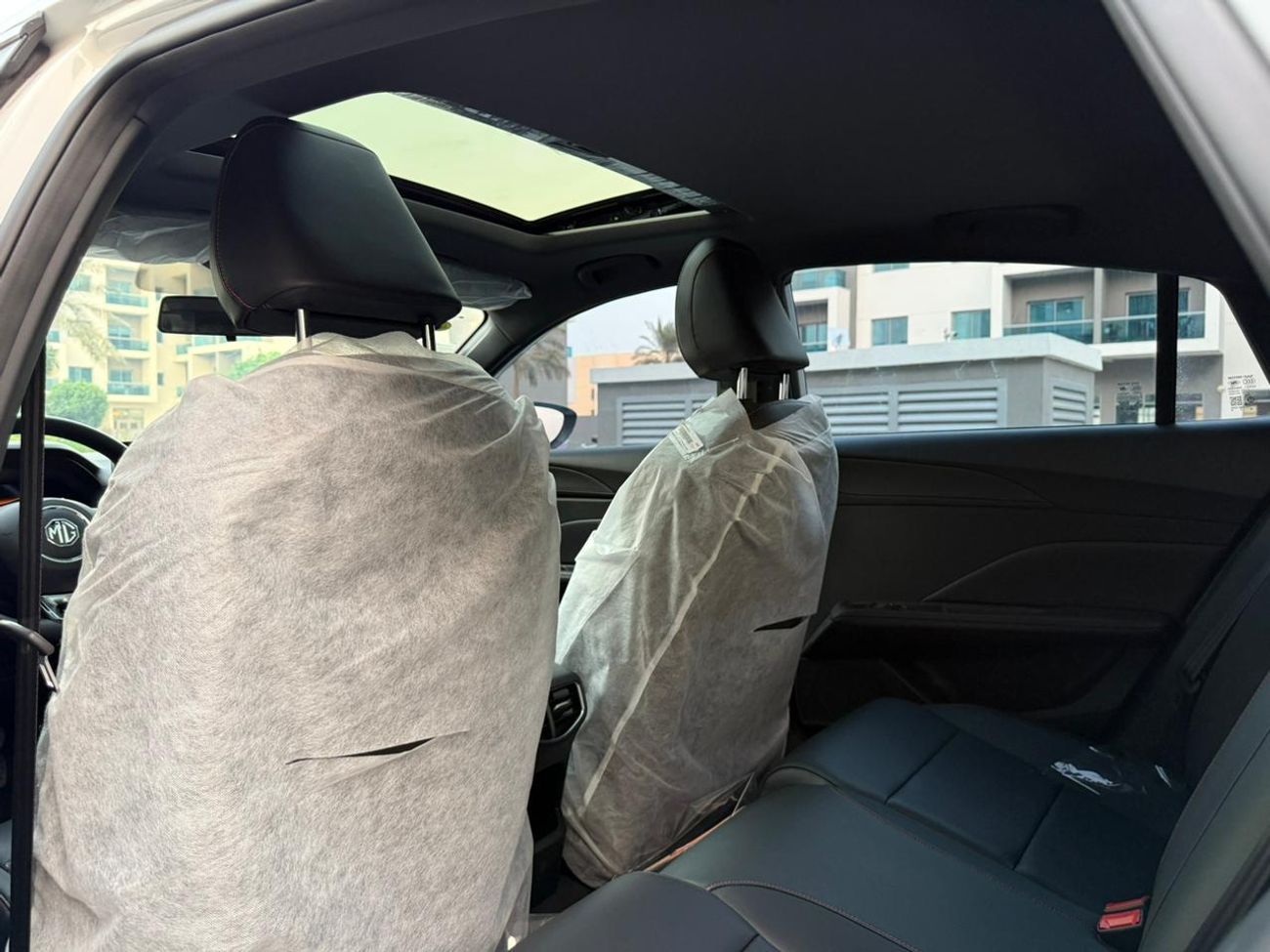 أم جي 5 1.5L A/T