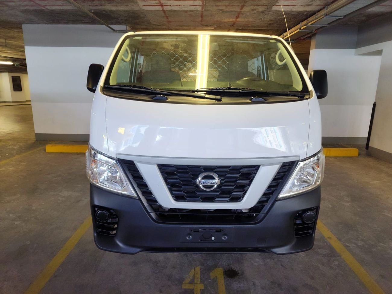 Nissan Urvan STD