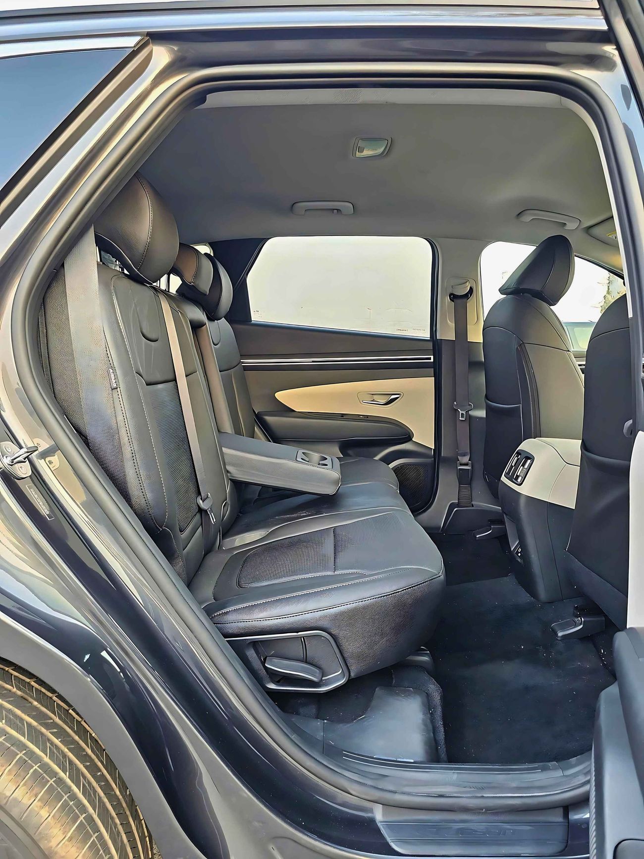 هيونداي توسون SEL AWD/LOW MILEAGE/ ELECTRIC LEATHER HEATING SEATS/ RADAR LANE ASSIST/ DIFFLOCK/ 1040 M/ LOT#297878