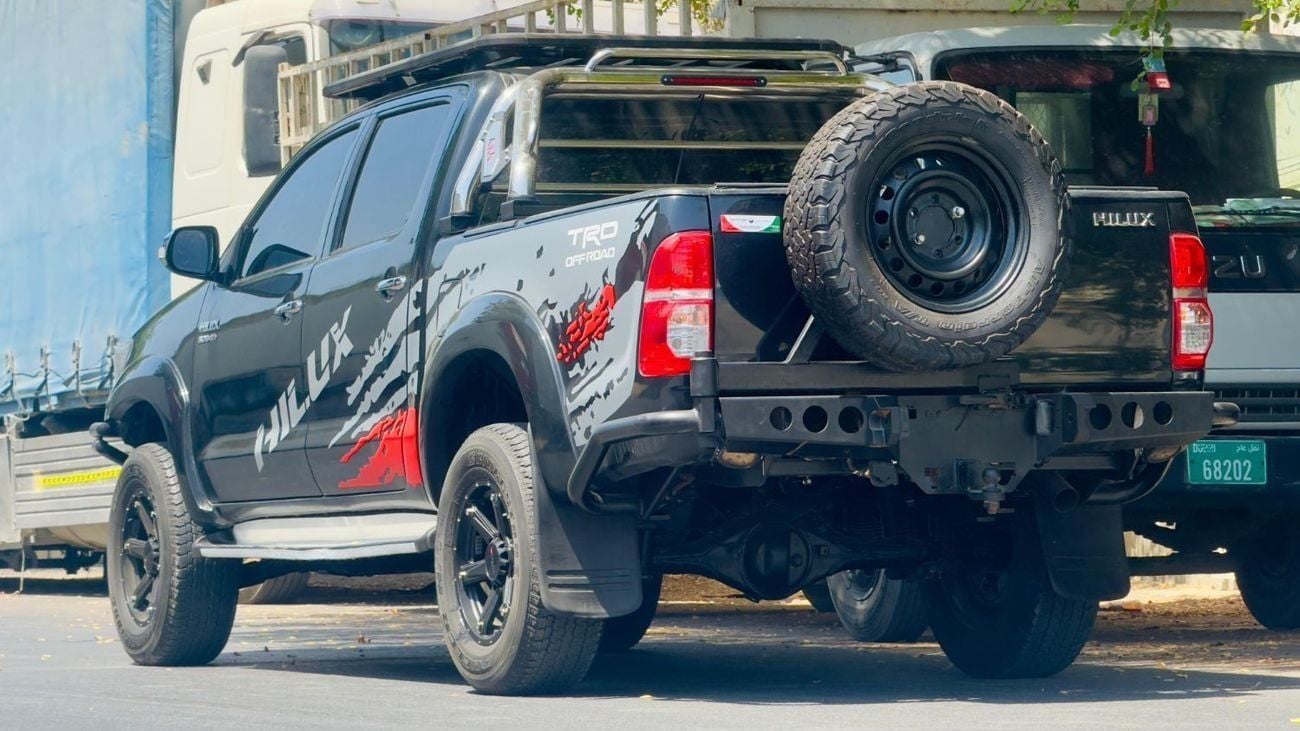 تويوتا هيلوكس -