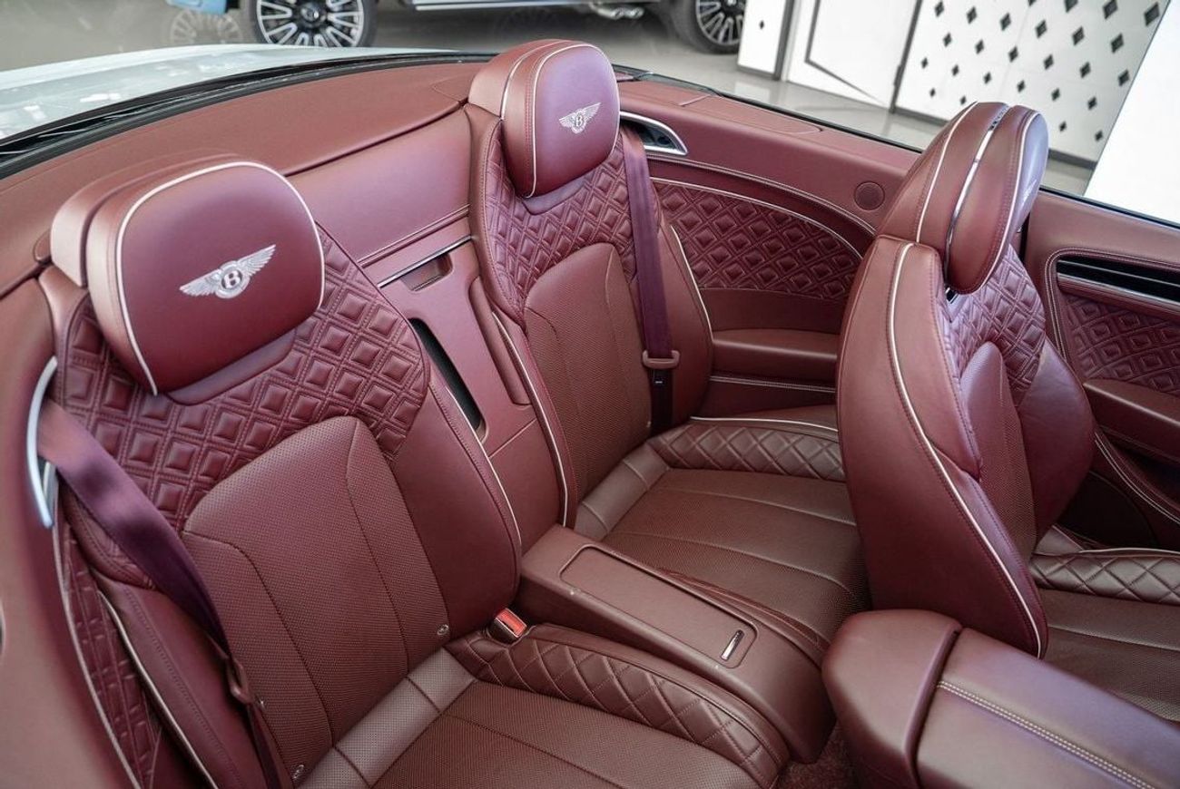 Bentley Continental GTC Bentley GTC W12 Black Edition