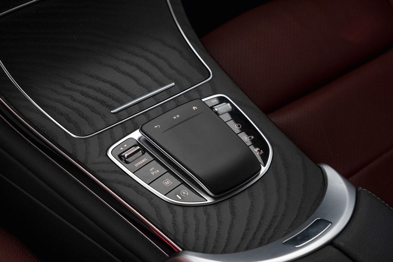 Mercedes-Benz GLC 200 Std 2.0L