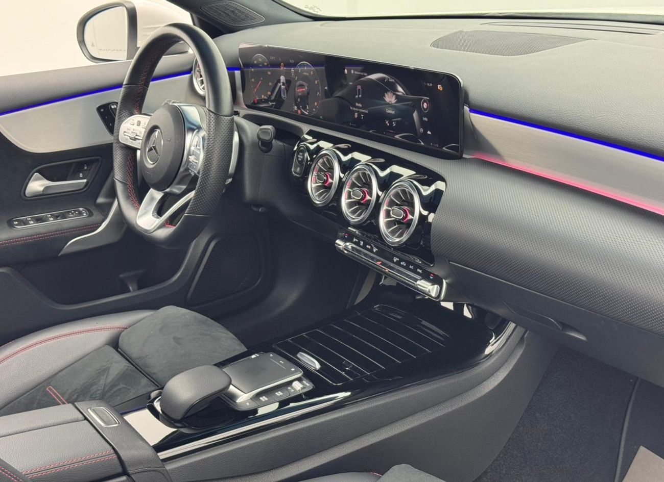 مرسيدس بنز A 200 AMG 2023 Mercedes-Benz A200 AMG, 2027 Mercedes Warranty, Mercedes Service History, GCC