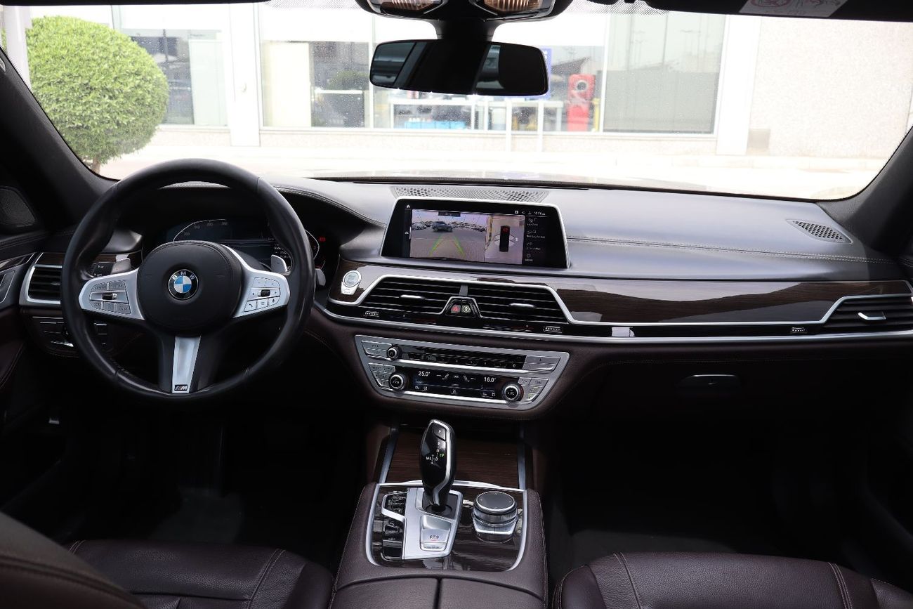 BMW 730Li Exclusive 2.0L