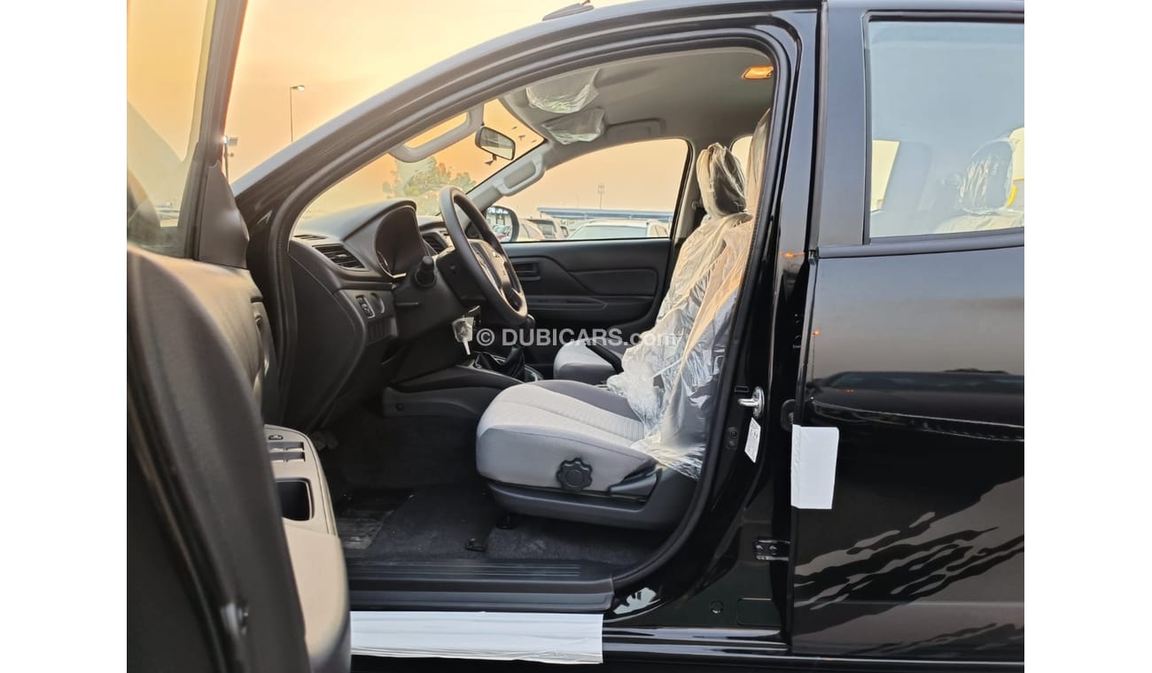 Mitsubishi L200 GLX 2.5L Diesel / M/T / 4WD / Black Rims / Steering Vol Control (Code # L2DDB)
