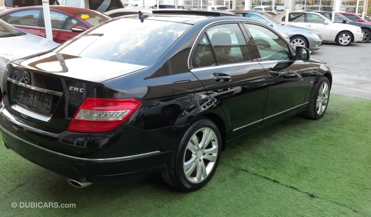 Mercedes-Benz C 280 Gulf - panorama - leather - screen - alloy wheels in excellent condition, you do not need any expens