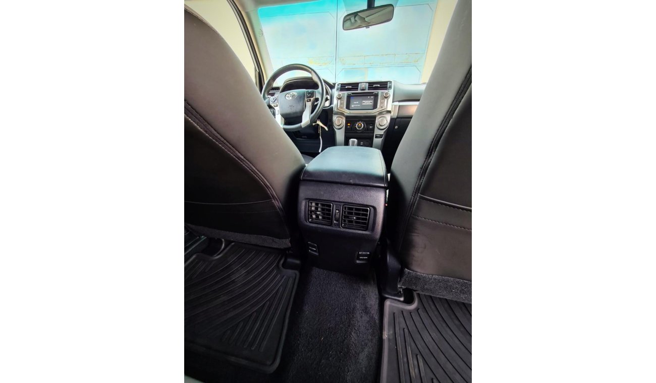 تويوتا 4Runner Full option leather seats clean car