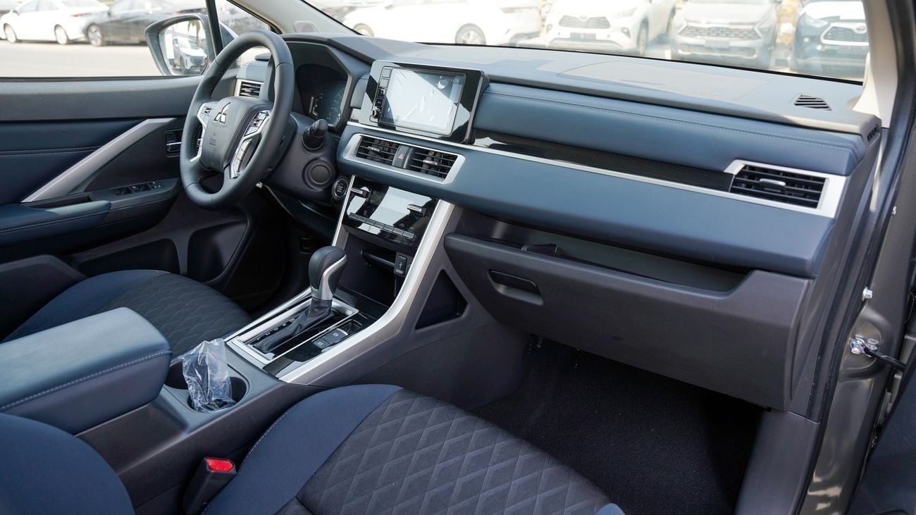 ميتسوبيشي إكسباندر كروس Brand New Mitsubishi Xpadner Cross Premium 2025 Export 1.5L 2WD Petrol A/T|Green/Bronze|XPANDER-CR-2