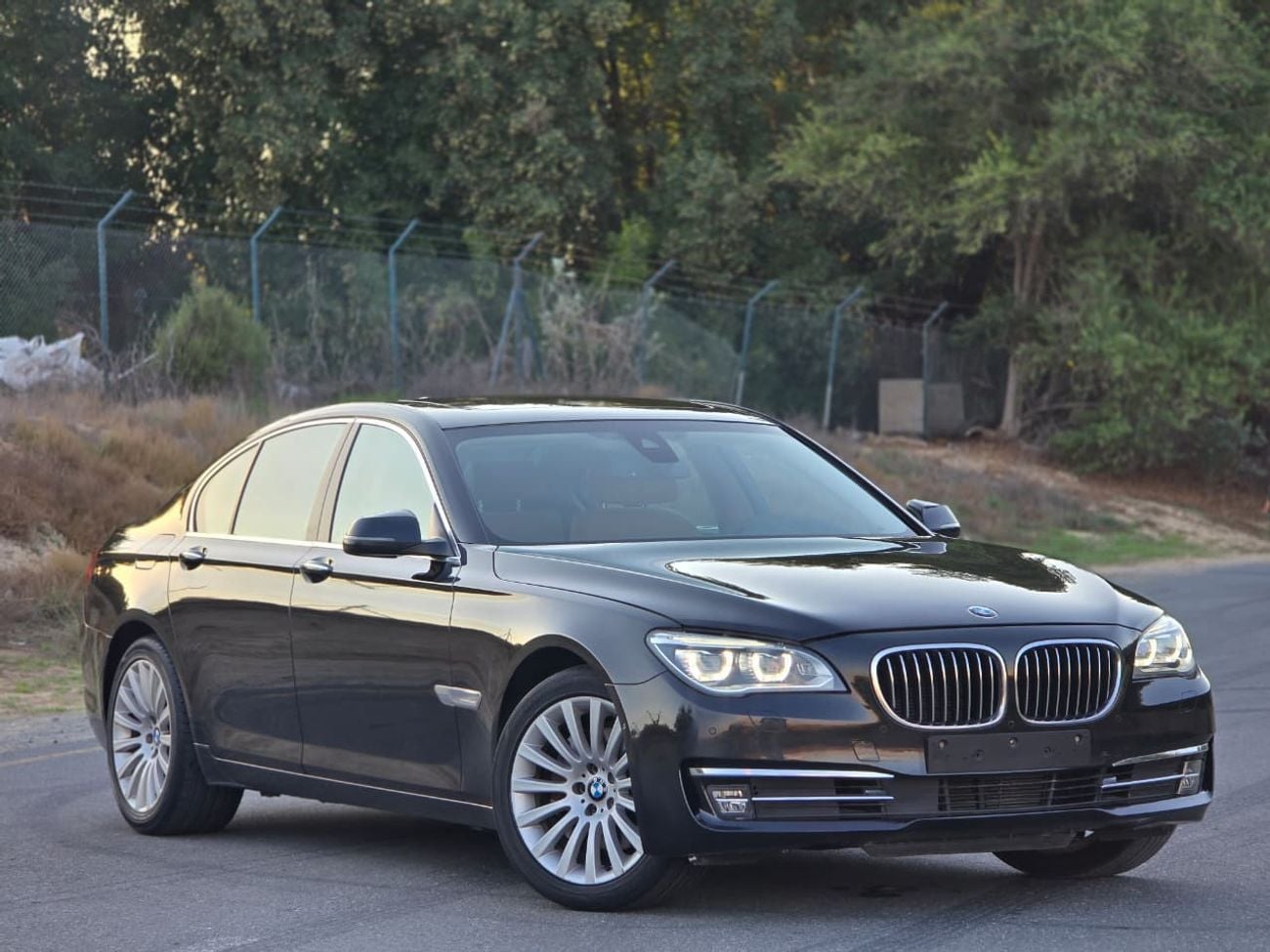 بي أم دبليو 730Li BMW 730LI DIESEL 2014 // KOREAN // PERFECT CONDITION // LOW MILEAGE // FULL OPITION
