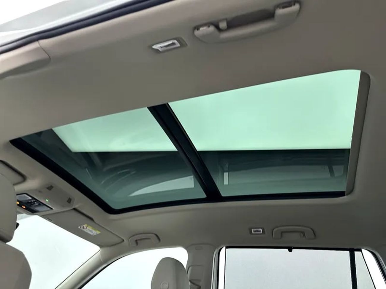 Volkswagen Teramont Comfortline 3.6L Comfortline 2.0L