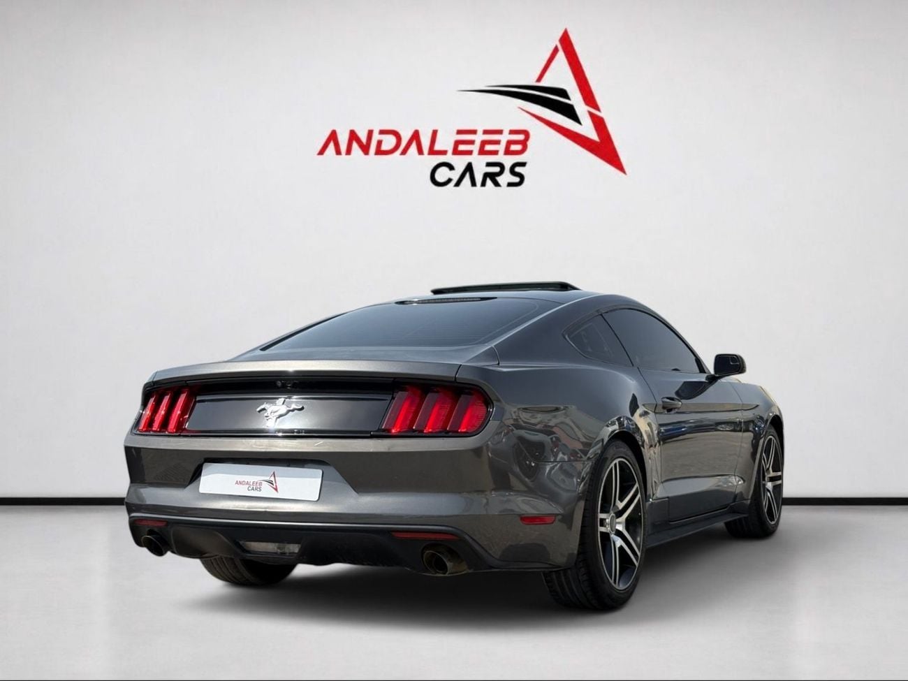 فورد موستانج STD (3.7L · 6 Cyl · Automatic · Petrol · Coupe · Rear Wheel Drive · 4 Seats · 2 Door) 300 HP | FORD MUSTANG | 3.7L NATURALLY ASPIRATED V6 | RWD | 2017