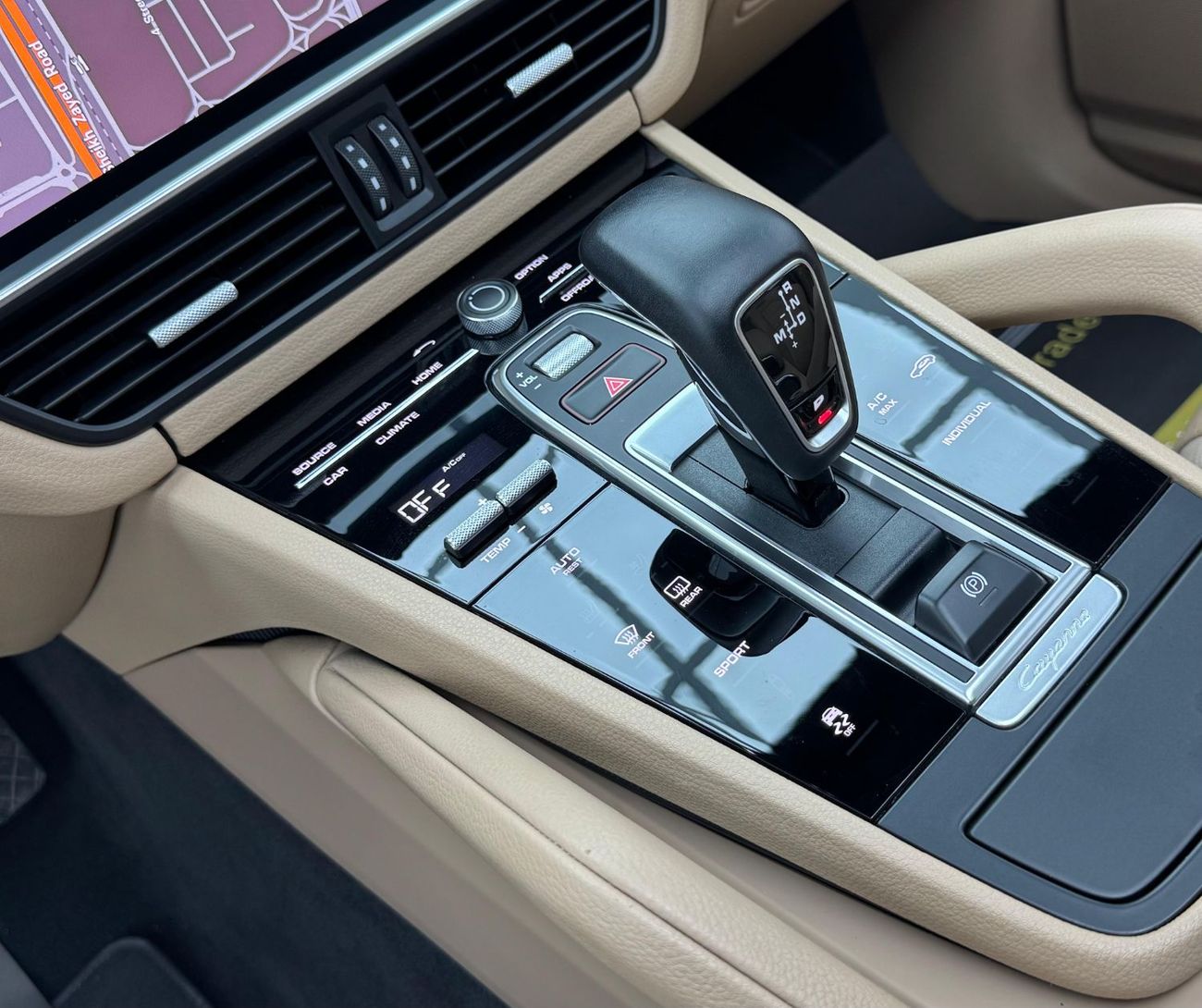 بورش كايان Std 3.0L (340 HP) 2018 Porsche Cayenne, Porsche Service History, Warranty, Excellent Condition, GCC