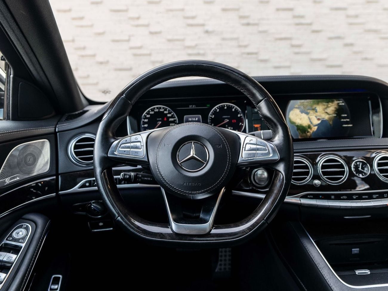 Mercedes Benz S550