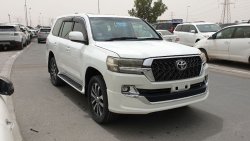 Toyota Land Cruiser R.H.D Diesel V8 upgreded to new design 2019 with sunroof,Leather Seats,Low km Right-hand